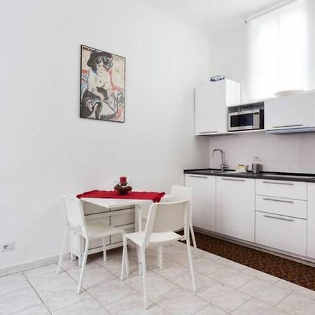 Isola And Zara Comfortable Apartment Milano Exteriör bild