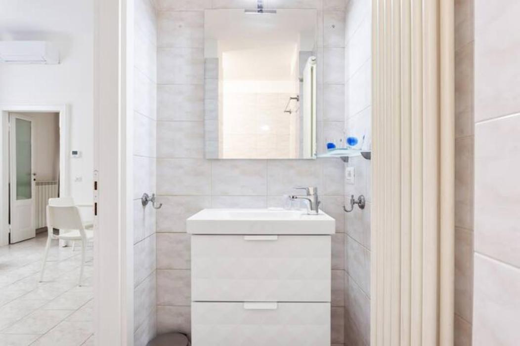 Isola And Zara Comfortable Apartment Milano Exteriör bild