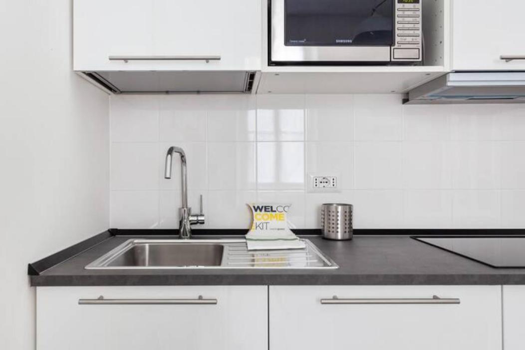 Isola And Zara Comfortable Apartment Milano Exteriör bild
